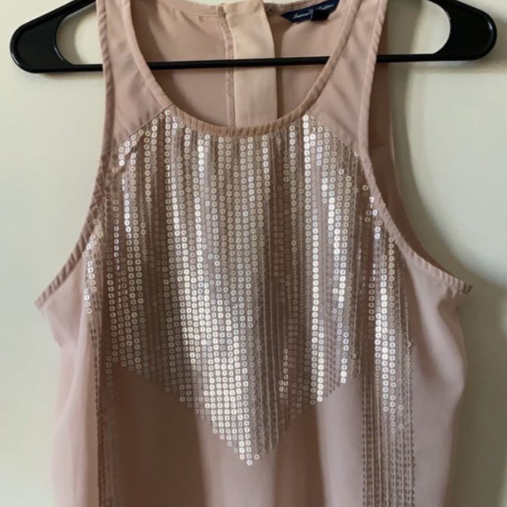 Sequin tank